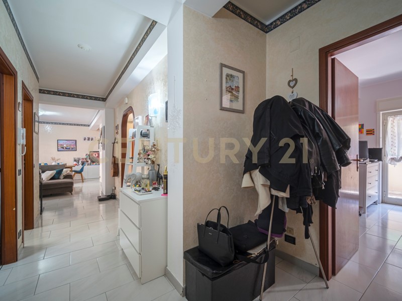Appartamento in Vendita a Messina, 129'000€, 146 m²