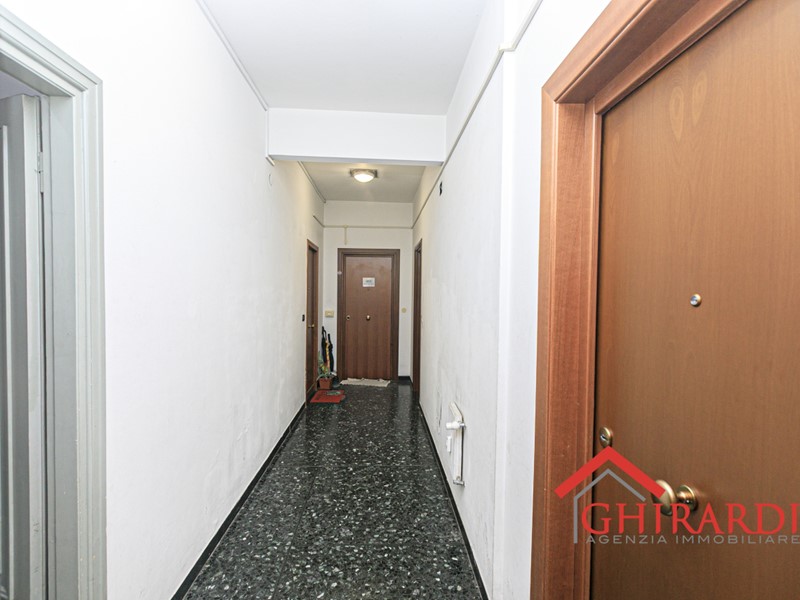 Ufficio in Vendita a Genova, zona Sampierdarena, 93'000€, 104 m²