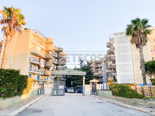 Quadrilocale in Vendita a Bisceglie, zona S. Andrea, 160'000€, 110 m², con Box