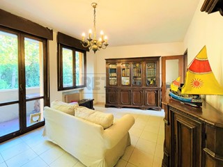 Trilocale in Vendita a Padova, 145'000€, 55 m², con Box