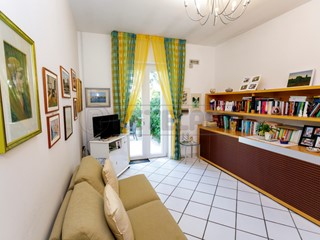 Villetta a schiera in Vendita a Nardò, zona S. Caterina, 180'000€, 110 m², arredato