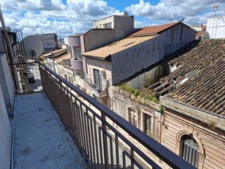 Casa Indipendente in Vendita a Floridia, 70'000€, 115 m²