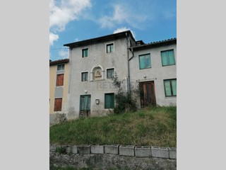 Casa Semi Indipendente in Vendita a Nogarole Vicentino, 55'000&euro;, 110 m²