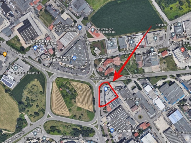 Capannone in Vendita a Arzignano, 2848 m²