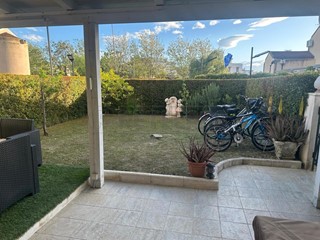 Bilocale in Vendita a Sellia Marina, zona Sellia Marina, 72'000€, 50 m²