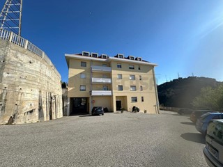 Quadrilocale in Vendita a Catanzaro, 159'000&euro;, 157 m²