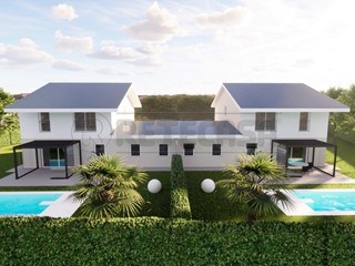 Villa in Vendita a Caldogno, 450'000&euro;, 180 m², con Box