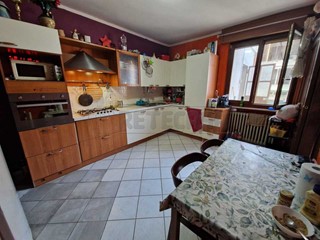 Casa Indipendente in Vendita a Ostiano, 67'900&euro;, 123 m², con Box