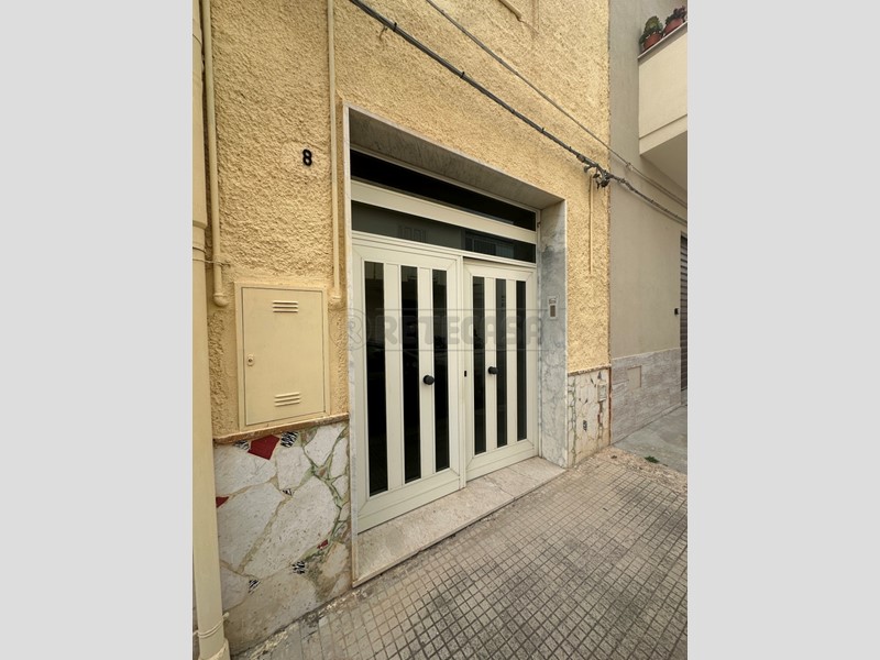 Casa Indipendente in Vendita a Mazara del Vallo, 129'900€, 180 m², arredato, con Box