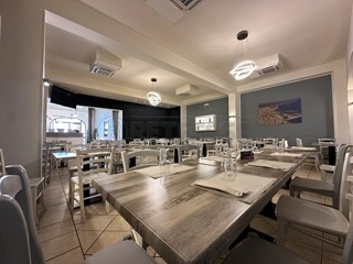 Attività commerciale in Vendita a Mazara del Vallo, 129'000€, 250 m²