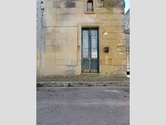 Casa Indipendente in Vendita a Scorrano, 38'000€, 60 m²