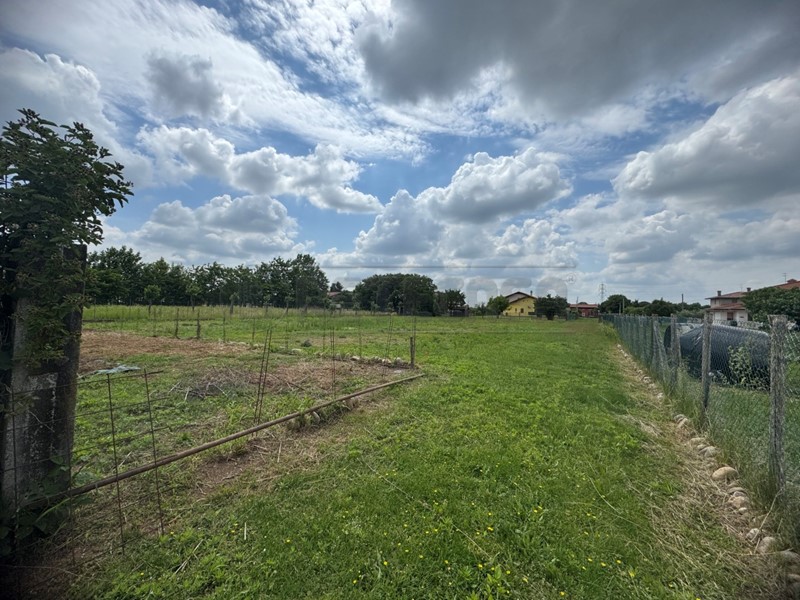 Terreno agricolo in Vendita a Bassano del Grappa, 48'000€, 2500 m²