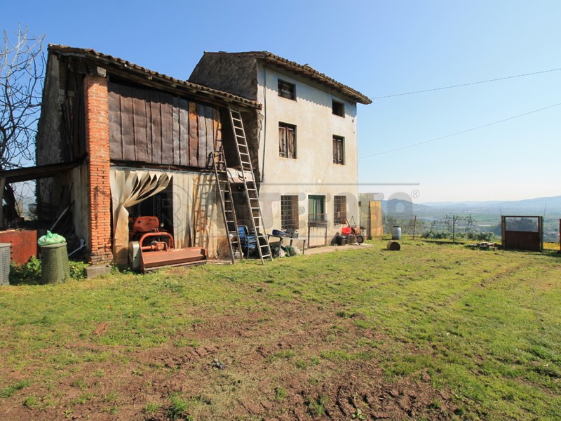 Rustico in Vendita a Montorso Vicentino, 250'000€, 232 m²