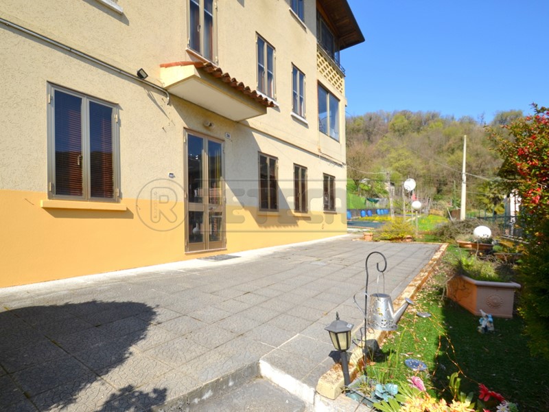 Casa Indipendente in Vendita a Valdagno, 165'000€, 334 m², con Box