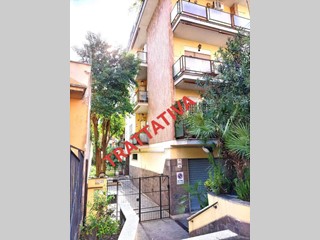 Bilocale in Vendita a Roma, 325'000€, 104 m²