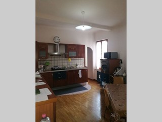 Quadrilocale in Vendita a Ancona, zona CENTRO STORICO, 139'000€, 84 m², arredato