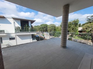 Trilocale in Vendita a Civitanova Marche, zona Civitanova marche, 570'000€, 94 m², con Box