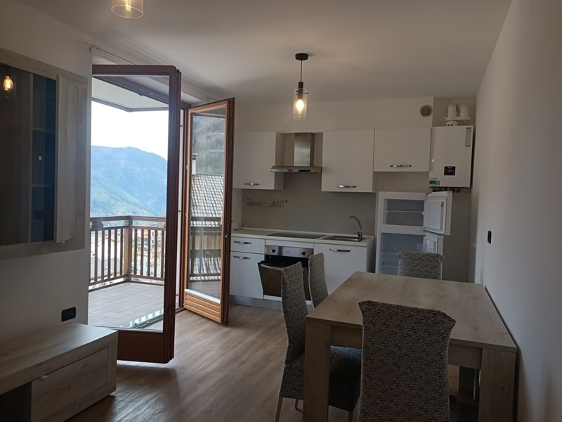 Bilocale in Vendita a Sant'Orsola Terme, 137'000€, 60 m², arredato, con Box