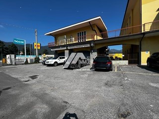 Capannone in Vendita a Concesio, 80'000€, 206 m²