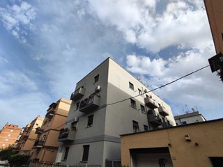 Trilocale in Vendita a Tivoli, zona Bagni Di Tivoli, 135'000€, 80 m²