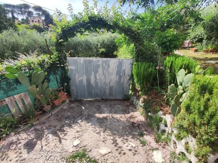 Terreno agricolo in Vendita a Fonte Nuova, 39'000&euro;, 1800 m²