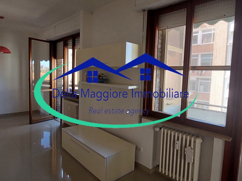 Appartamento in Vendita a Livorno, 360'000€, 173 m²