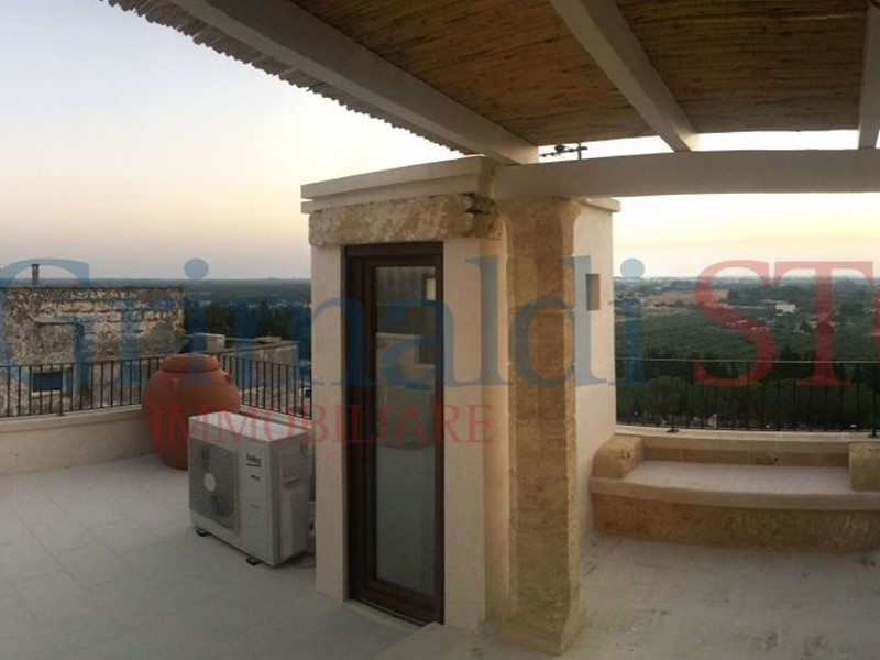 Casa Indipendente in Vendita a Specchia, 220'000€, 105 m²