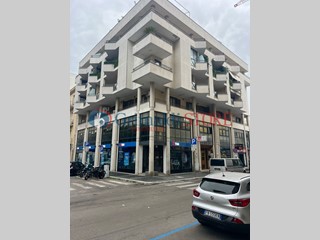 Bilocale in Affitto a Lecce, 1'300€, 80 m²