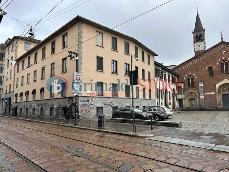 Attività commerciale in Vendita a Milano, 150 m²