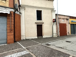 Capannone in Vendita a Castelguglielmo, 25'000€, 58 m²