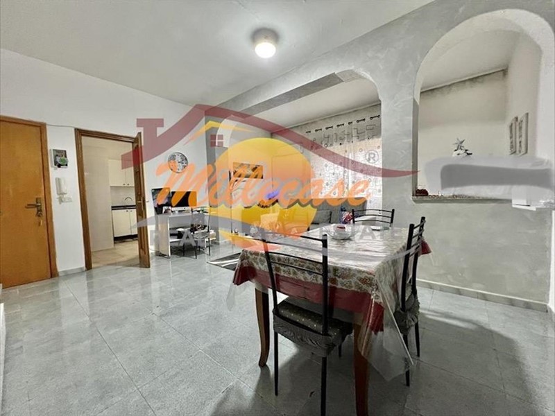Trilocale in Vendita a Siracusa, zona Pizzuta, 86'000&euro;, 105 m²