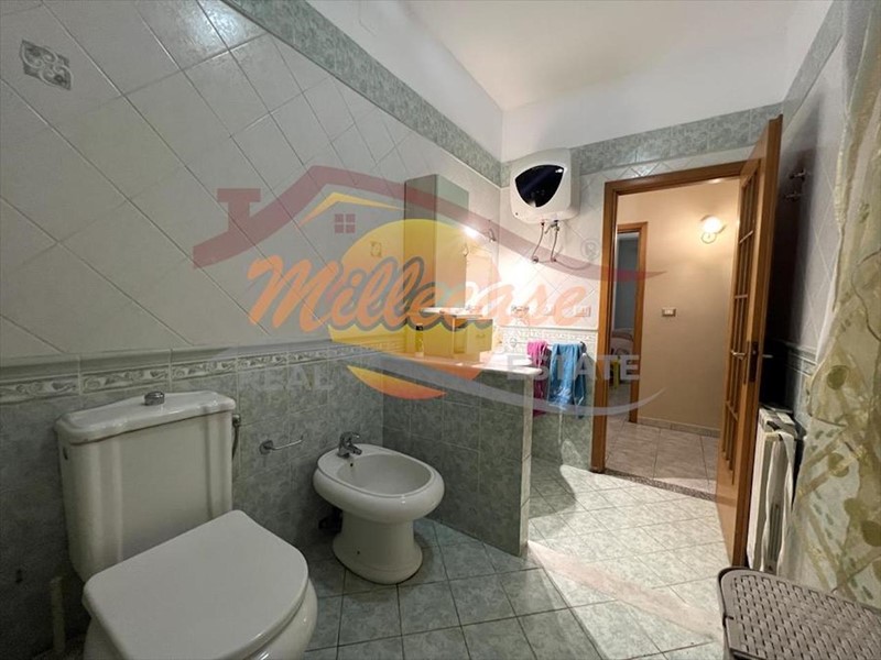 Quadrilocale in Vendita a Siracusa, zona Belvedere, 78'000&euro;, 115 m²