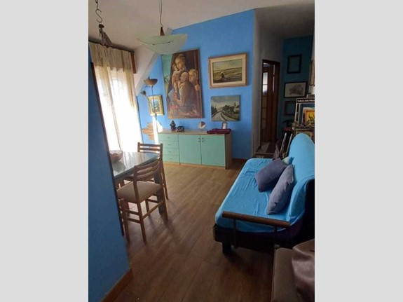 Quadrilocale in Vendita a Lamezia Terme, 98'000€, 77 m²