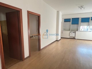 Ufficio in Affitto a Carrara, 550€, 55 m²