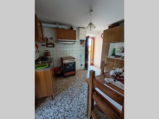 Casa Semi Indipendente in Vendita a Massa, 75'000&euro;, 75 m²