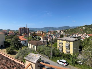 Casa Semi Indipendente in Vendita a Arcola, 190'000€, 130 m²