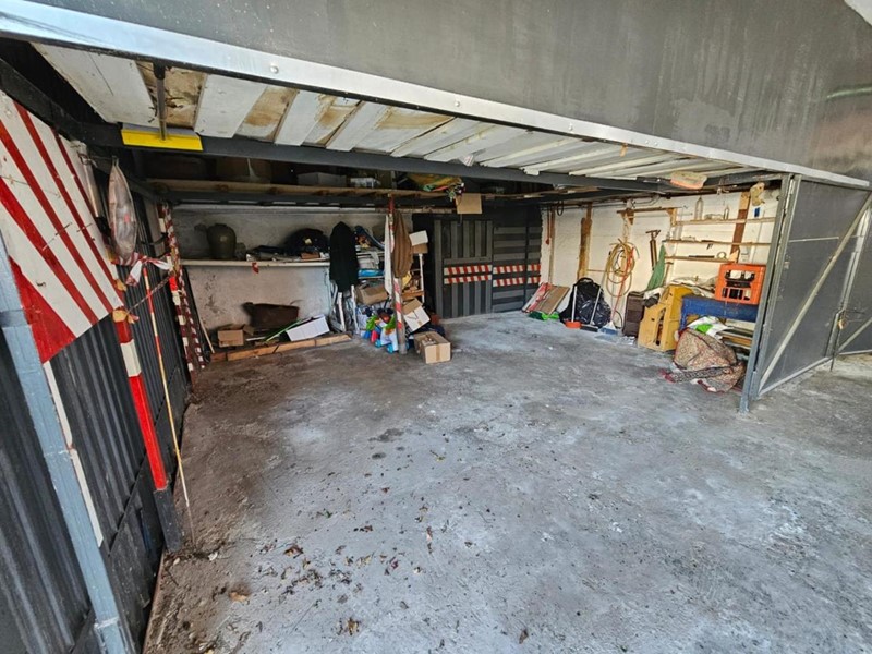 Box in Vendita a Serra Riccò, 25'000€, 32 m²