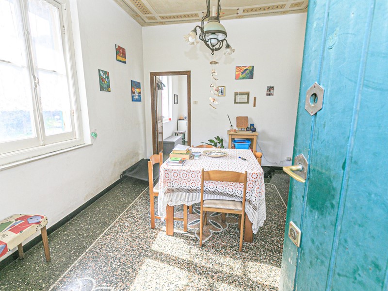 Casa Indipendente in Vendita a Ceranesi, 149'000€, 190 m²