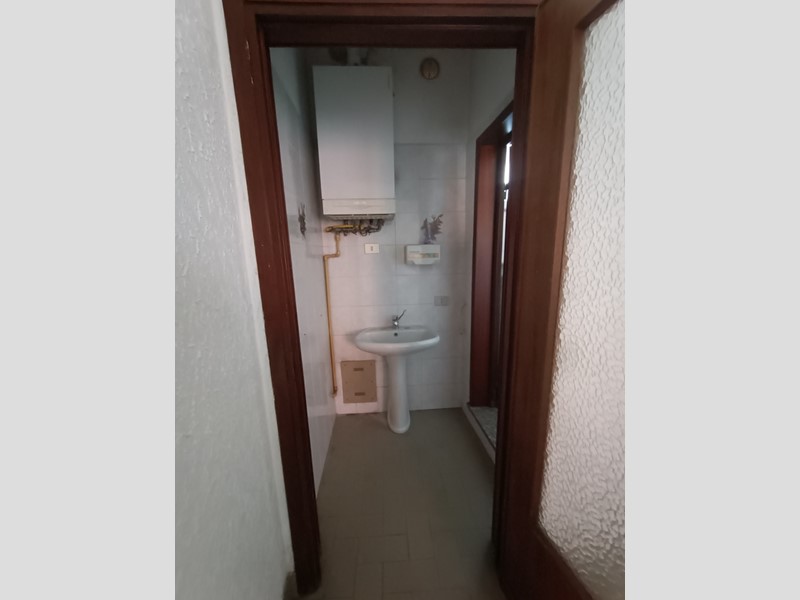 Immobile commerciale in Vendita a Pontenure, 80'000€, 70 m²