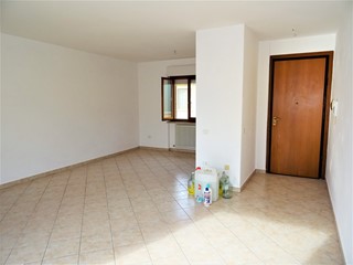 Quadrilocale in Vendita a Ostra, zona Casine, 145'000€, 100 m², con Box