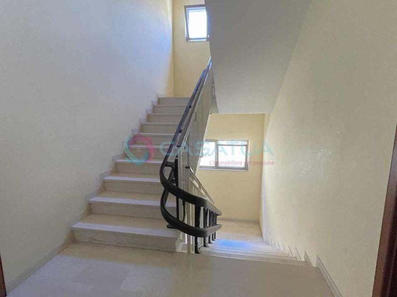 Appartamento in Vendita a Silvi, zona Zona Sud, 129'000€, 65 m², con Box