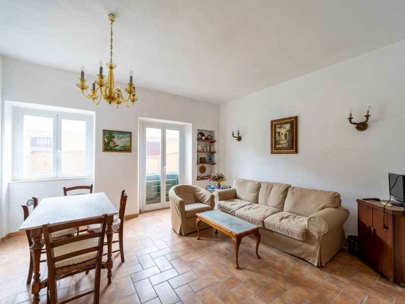 Quadrilocale in Vendita a Monte Argentario, zona Porto Ercole, 460'000€, 67 m², con Box