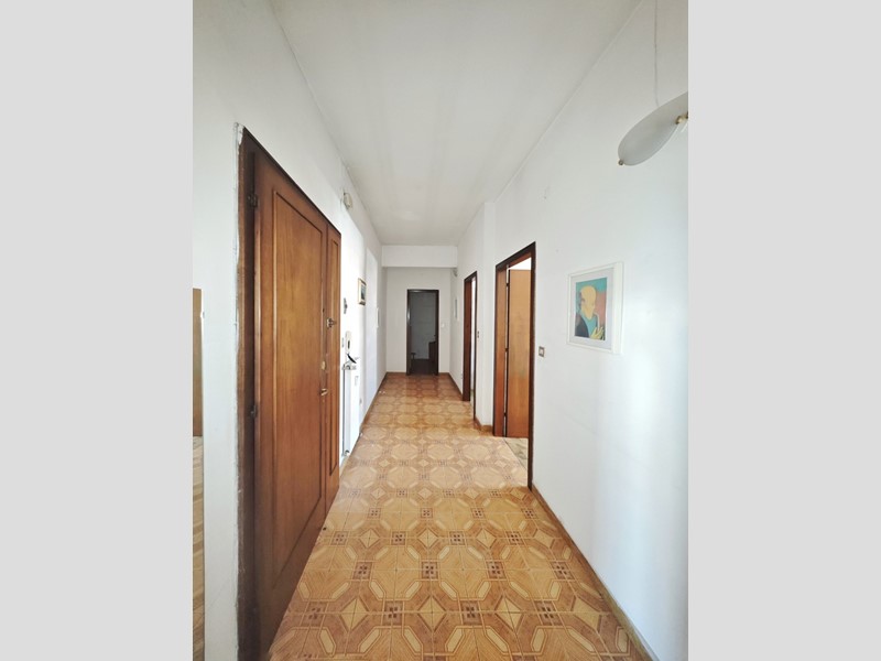 Trilocale in Vendita a La Spezia, 120'000€, 65 m²