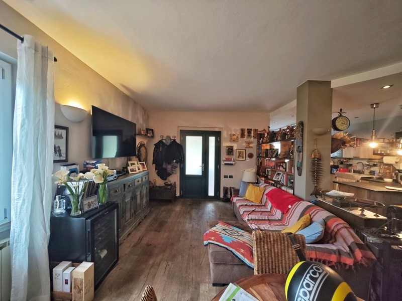 Casa Semi Indipendente in Vendita a Ameglia, zona Bocca Di Magra, 325'000&euro;, 109 m²