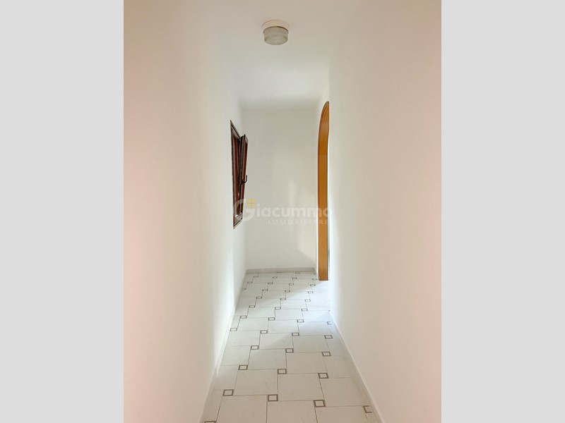 Quadrilocale in Affitto a Potenza, 500€, 103 m²