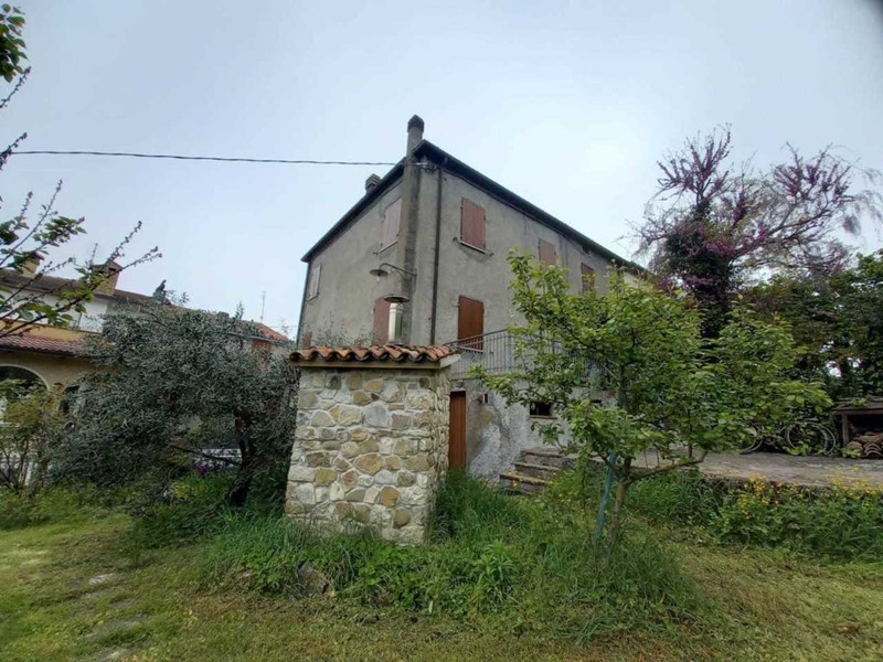 Casa Semi Indipendente in Vendita a Pennabilli, zona Maciano, 170'000&euro;, 150 m²