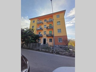 Quadrilocale in Vendita a Fornovo di Taro, 85'000&euro;, 100 m²