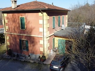 Casa Indipendente in Vendita a Fornovo di Taro, zona Citerna, 160'000&euro;, 182 m²