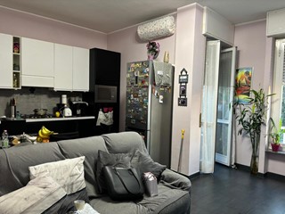 Trilocale in Vendita a Cologno Monzese, 156'000€, 64 m², arredato