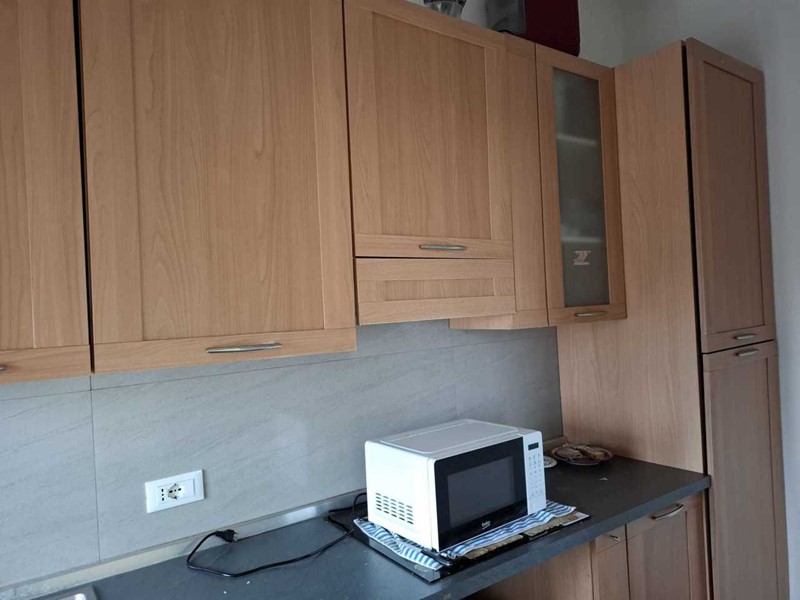 Trilocale in Vendita a Giussano, 117'000€, 82 m², con Box